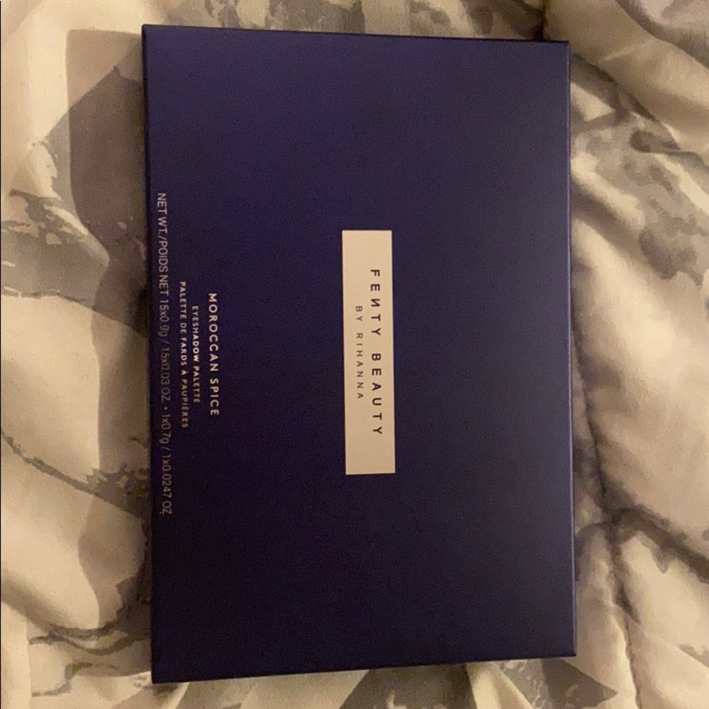 Eyeshadow palette